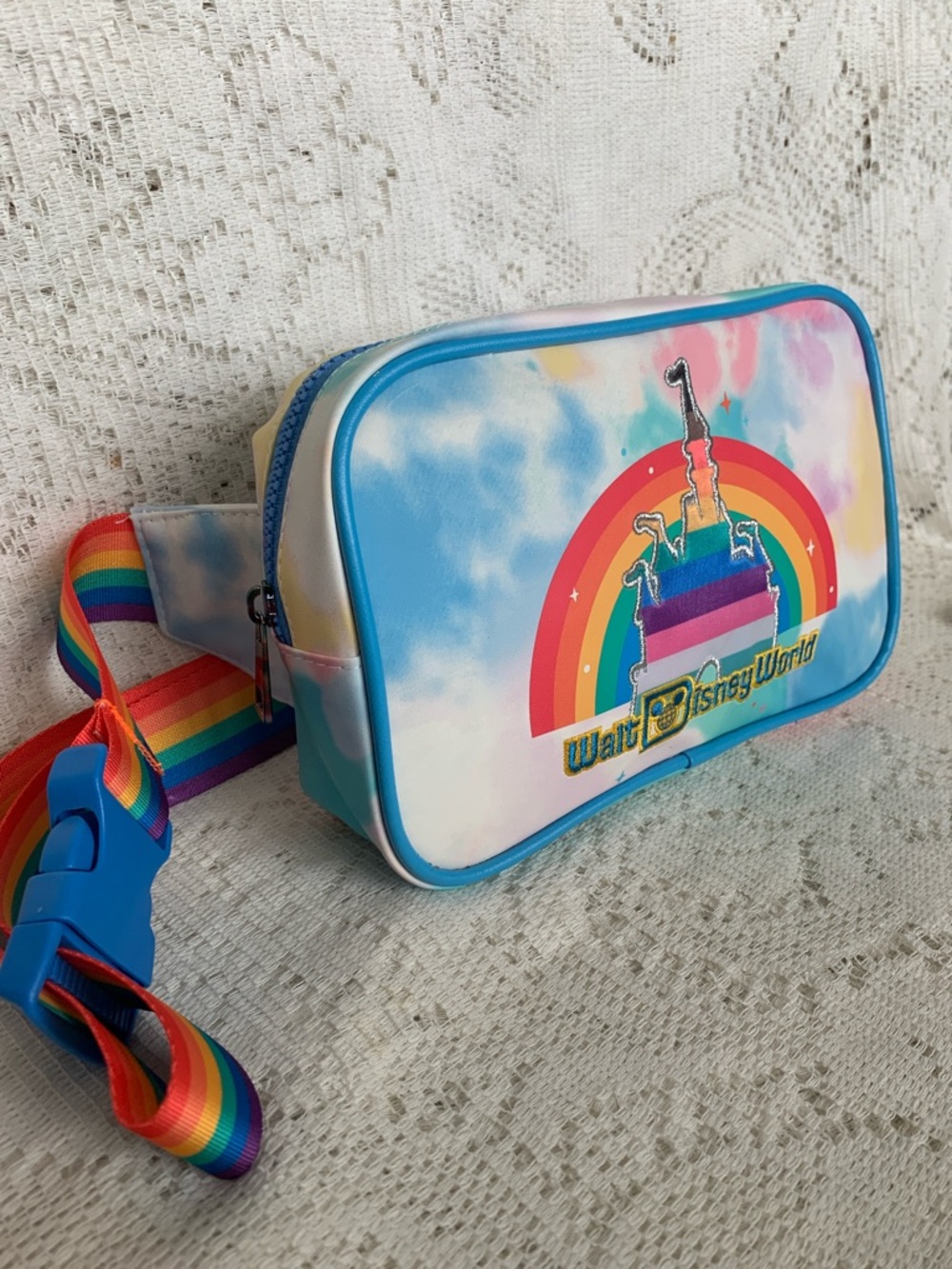 Disney World Parks EXCLUSIVE Castle Pride Collection Fanny Hip Pack - Picture 3 of 10